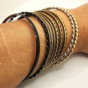 BANGLE BRACELETT SET 10 IN TOTAL WOMENS